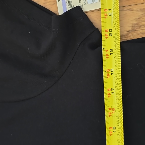 ST. JOHN'S BAY WOMENS PETITE BLACK SHORT SLEEVE TEE-SHIRT TOP SIZE PETITE XL - Picture 11 of 14